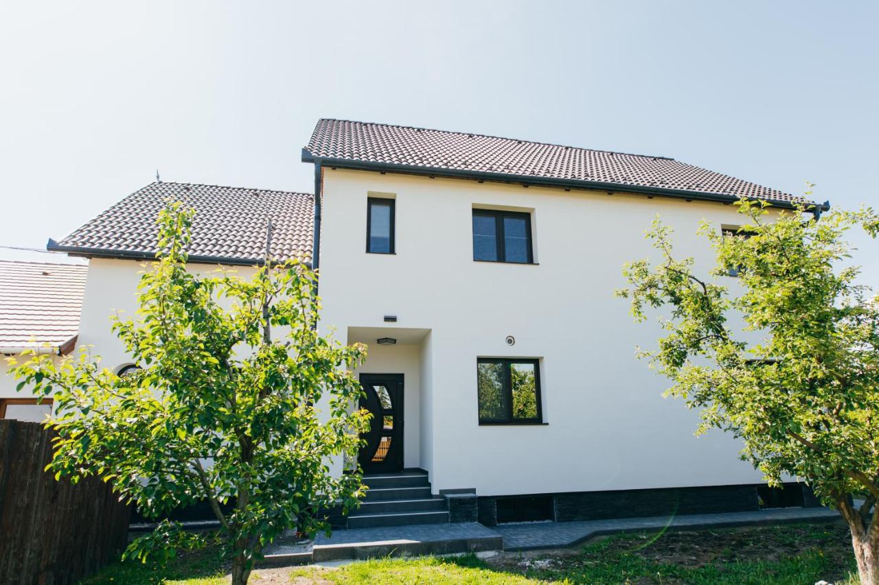 The Home Sweet Home Studio Apartment Gheorgheni  Exterior foto